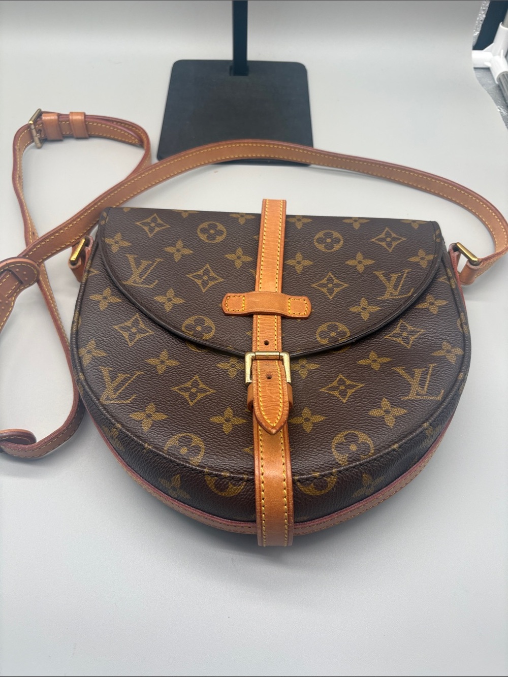 Louis Vuitton Monogram Chantilly Pm